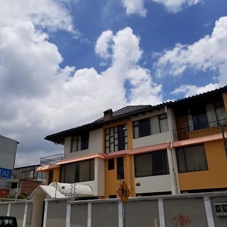 Hostal El Confort Quito Norte Eksteriør billede